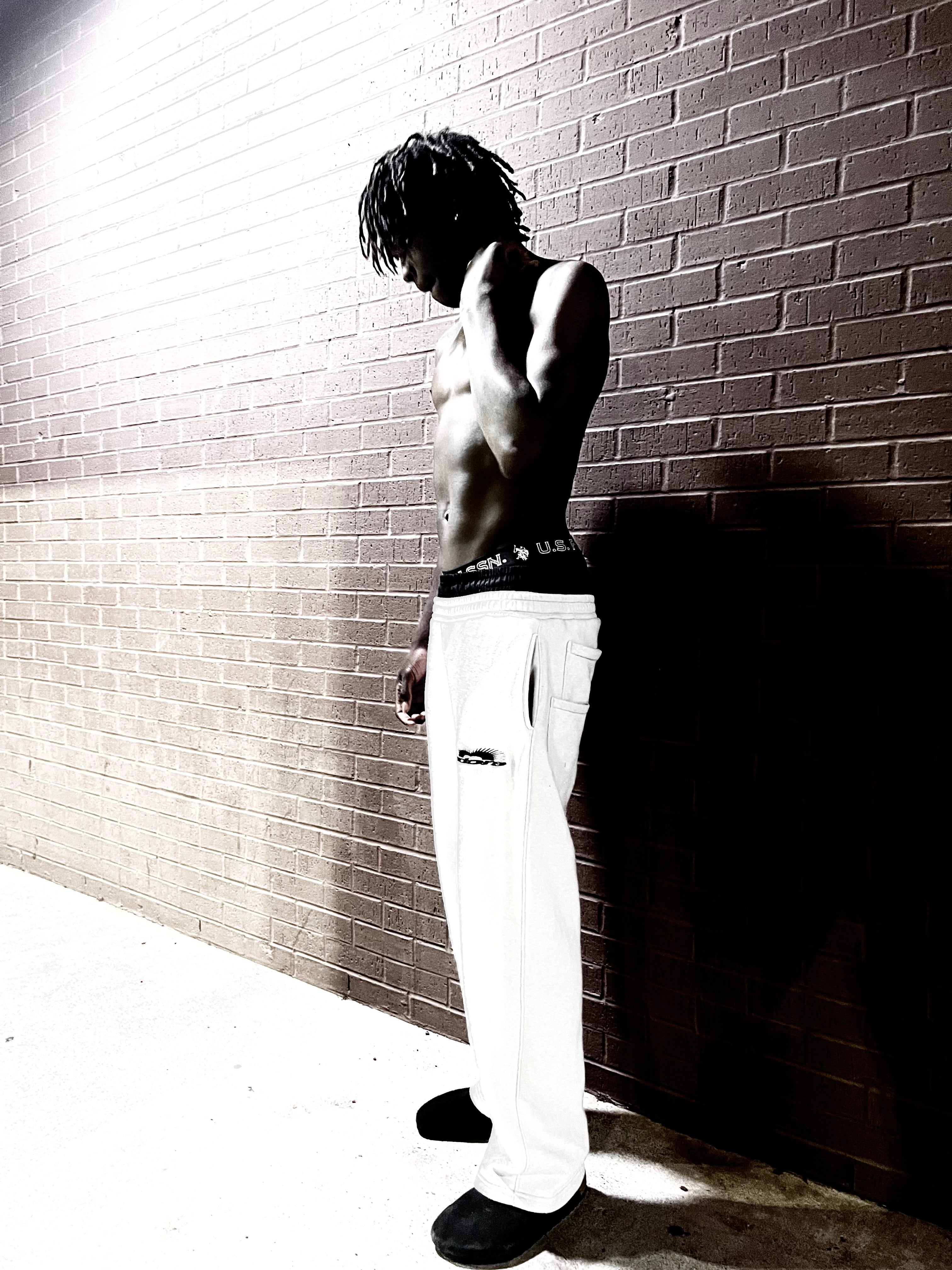 ESSENTIAL DOUBLE-WAISTED SWEATPANTS